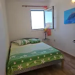 Apartmán With Parking Space Supetarska Draga - Gornja, Rab - 13645 *