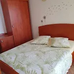With Parking Space Supetarska Draga - Gornja, Rab - 13645 Rab Town