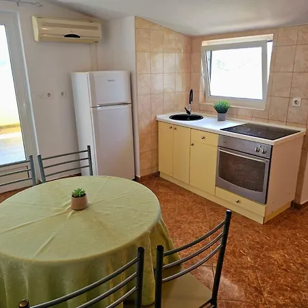 With Parking Space Supetarska Draga - Gornja, Rab - 13645 Апартаменты