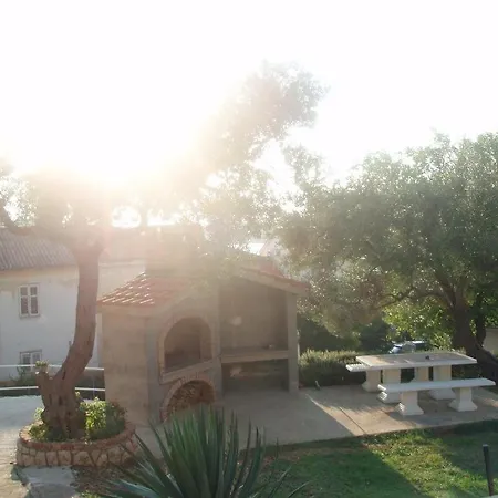 With Parking Space Supetarska Draga - Gornja, Rab - 13645 拉布